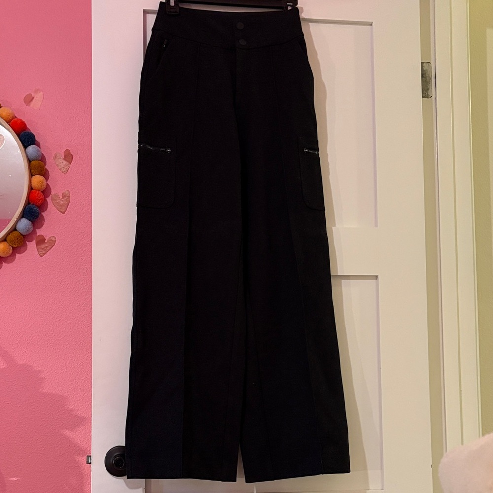 $7 sale/ everything $7 Athleta Black High-Waisted Trousers